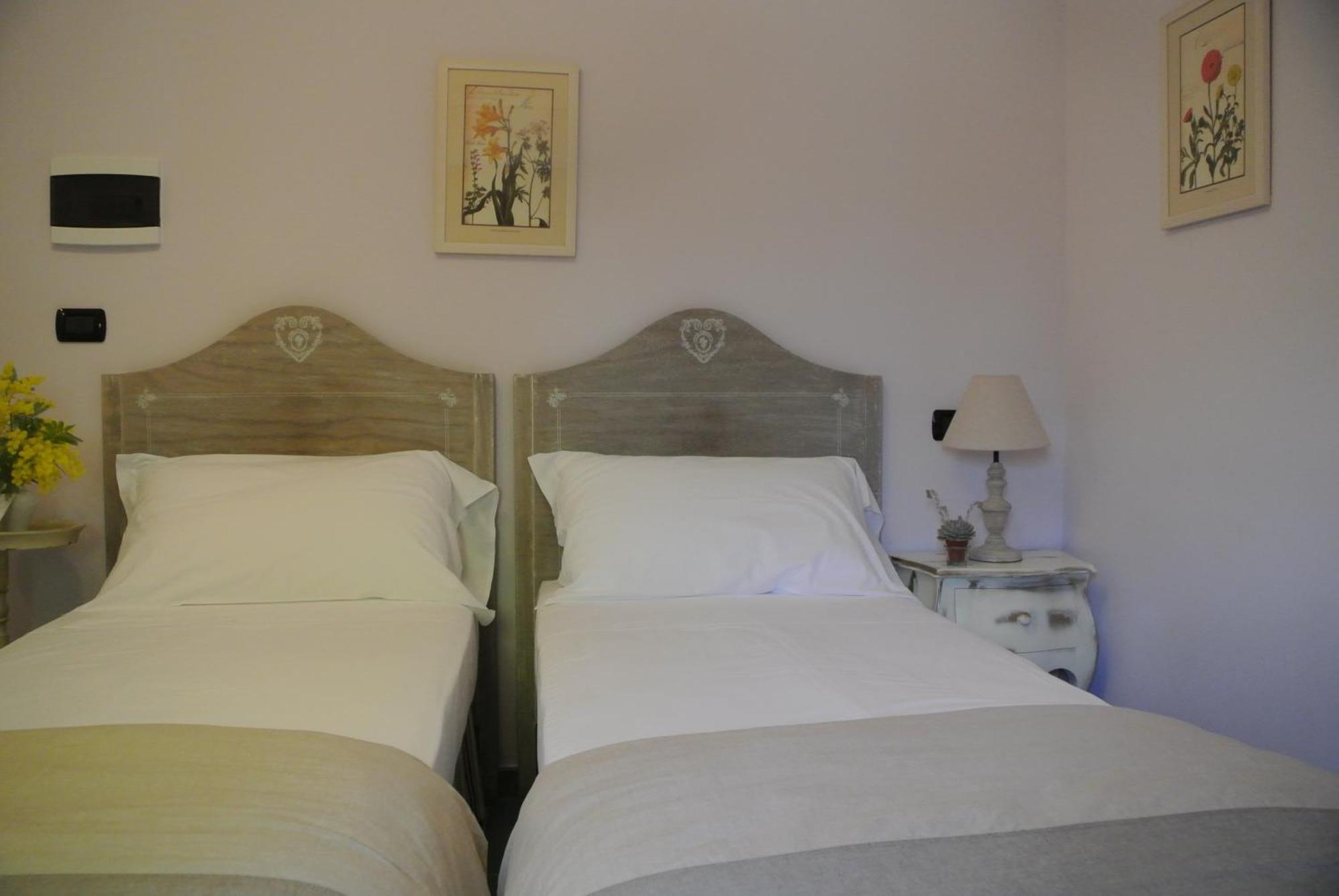 Il Giardino Del Te Hotel Barletta Cameră foto